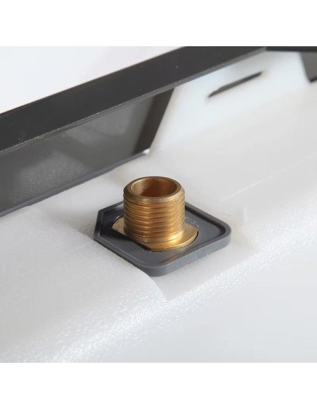 FIT2 H02 brass G1/2 inch water inlet connector close-up