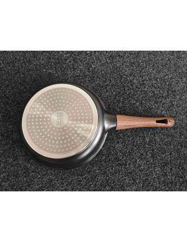 FIT2 ClickPan nesvylanti keptuvė 28 cm juoda su nuimama rankena