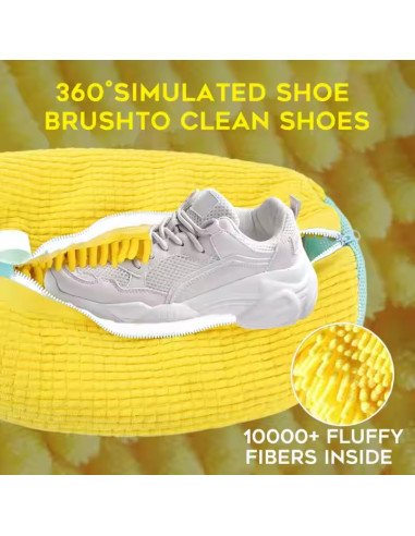 Chenille fibres clean the sneaker from all sides during washing