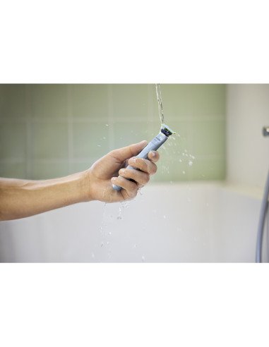 Philips OneBlade 1st Shave QP1324/20 shaver - 8