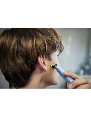 Philips OneBlade 1st Shave QP1324/20 shaver - 9