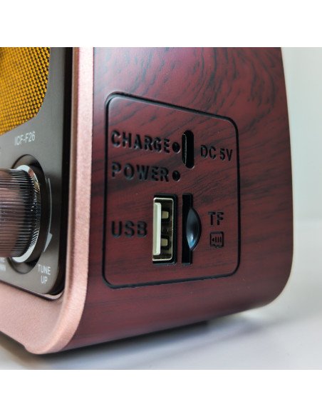 Nešiojamas retro radijas AM/FM/SW, Bluetooth, USB, SD