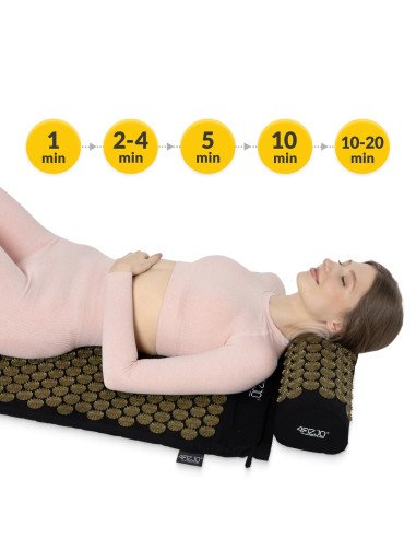 4FIZJO Acupressure Mat with Pillow 110 × 42 cm - Black and Gold